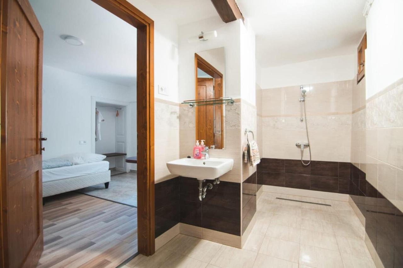 Natúra Panzió&Apartmanház Orfű Exterior foto