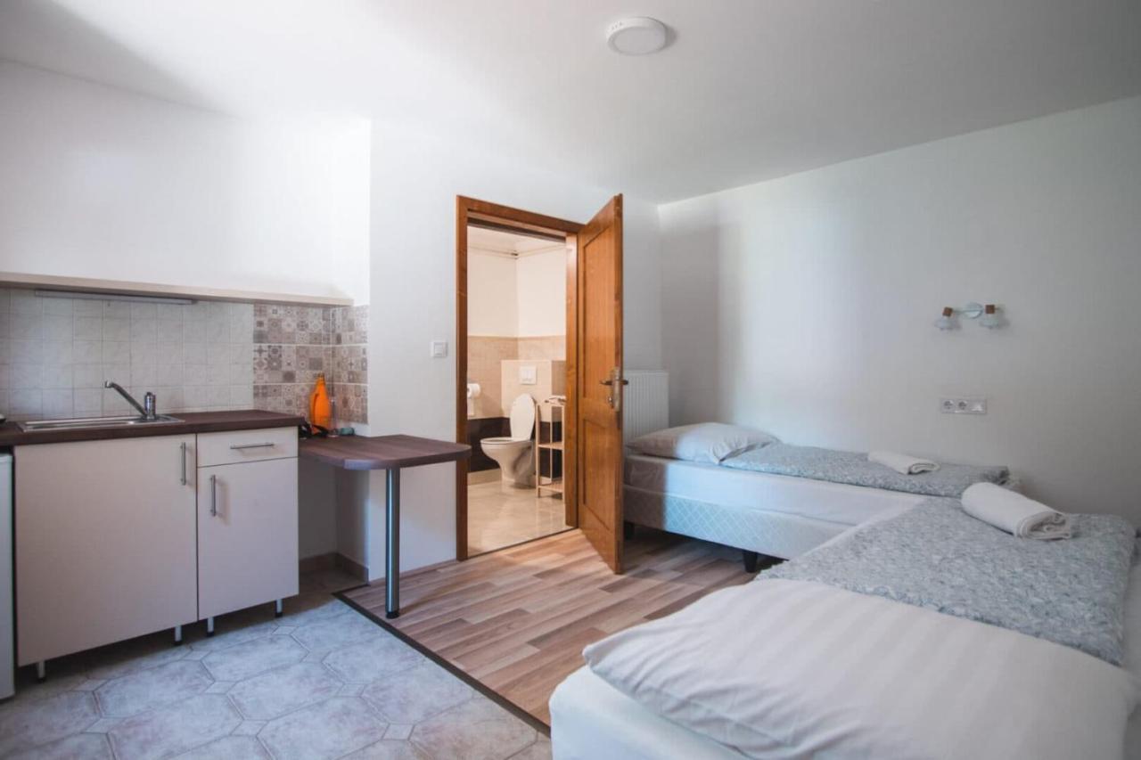 Natúra Panzió&Apartmanház Orfű Exterior foto